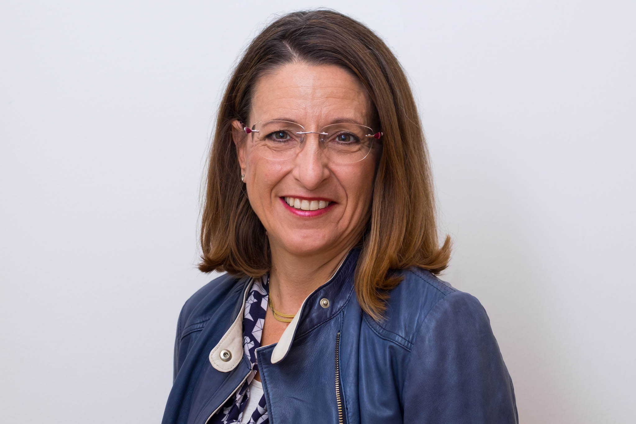 Claudine Holstein